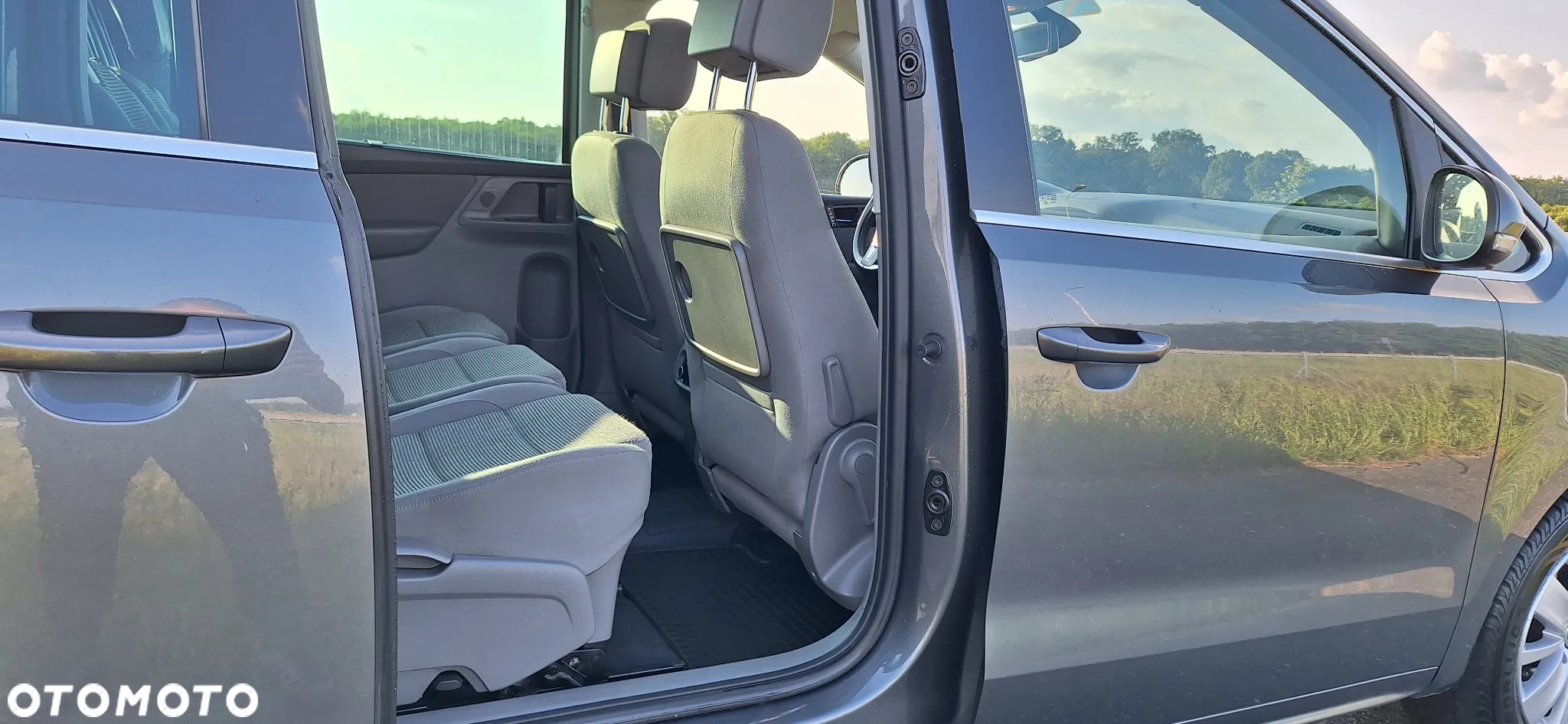 Volkswagen Sharan 2.0 TDI Comfortline - 11