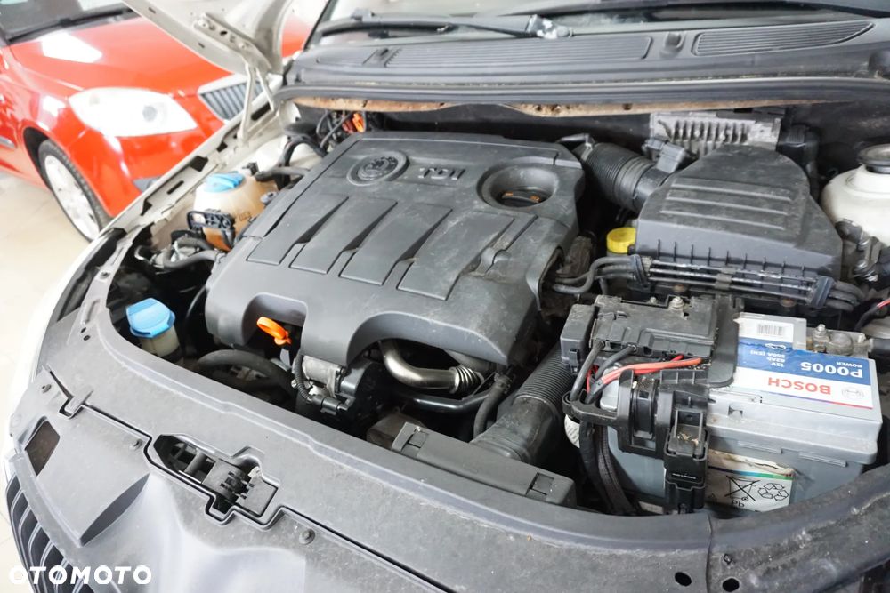 Skoda Roomster 1.6 TDI DPF Elegance - 12