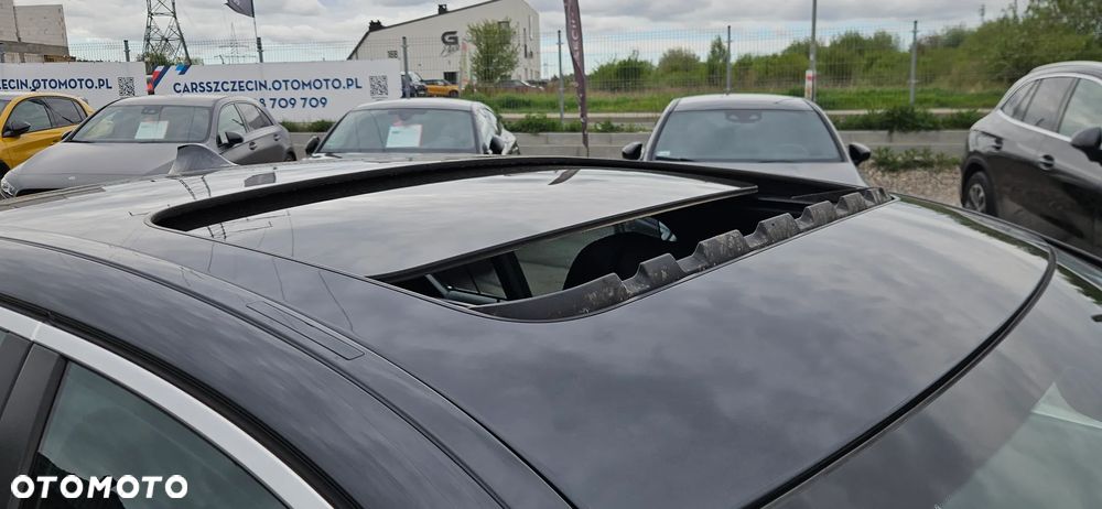 BMW Seria 5 520d xDrive - 10