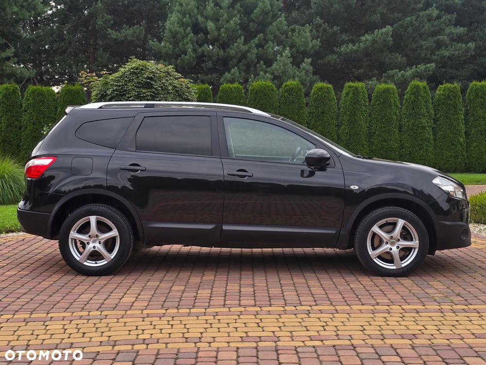 Nissan Qashqai+2 - 8