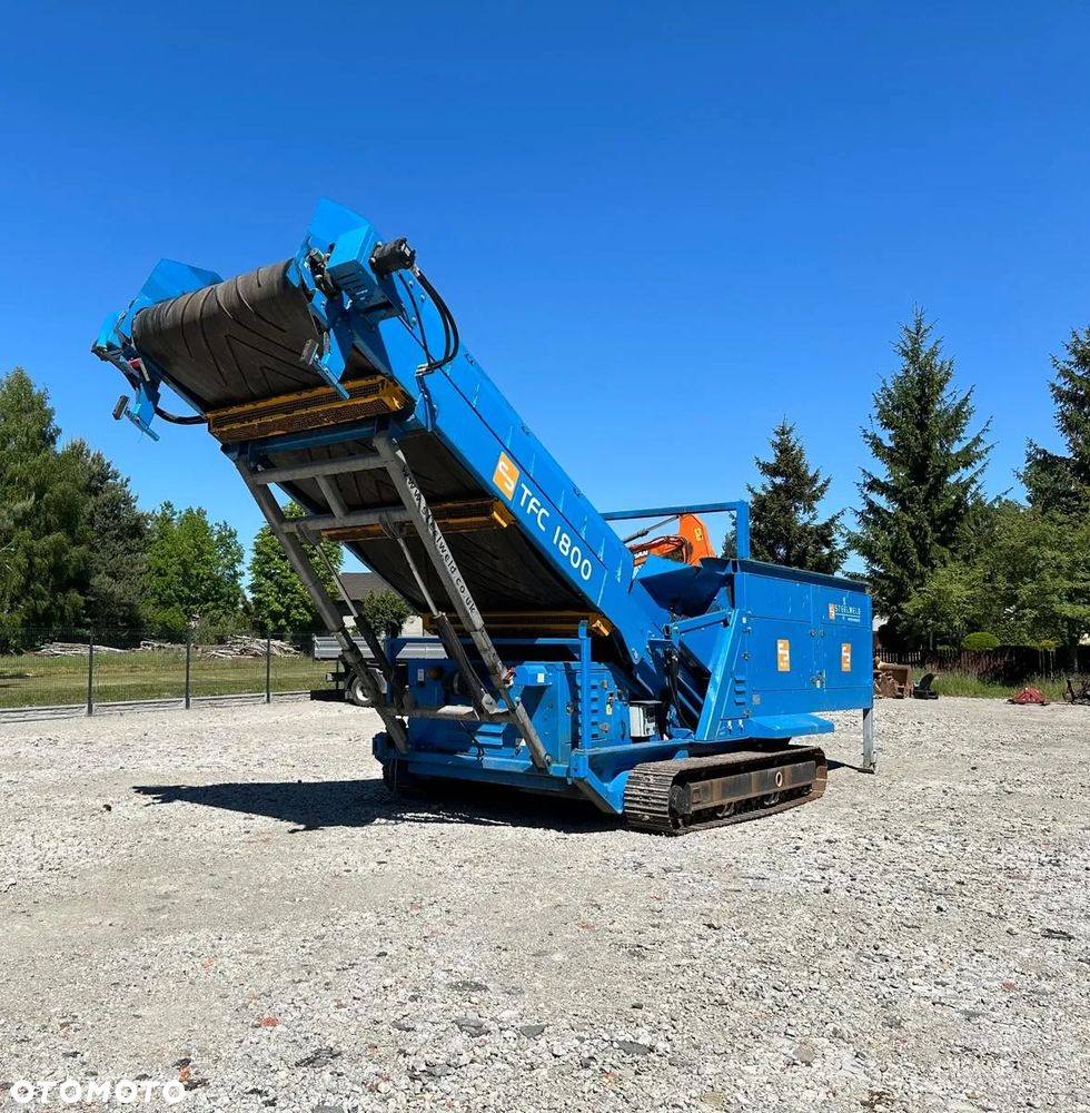 Powerscreen TFC 1800 - MOBILNY WSYP ZAŁADUNKOWY - JAK NOWY !!!  ( FINLAY ,  Extec, McCloskey, Sandvik, Metso, CAT, Kleemann, Volvo ) - 1