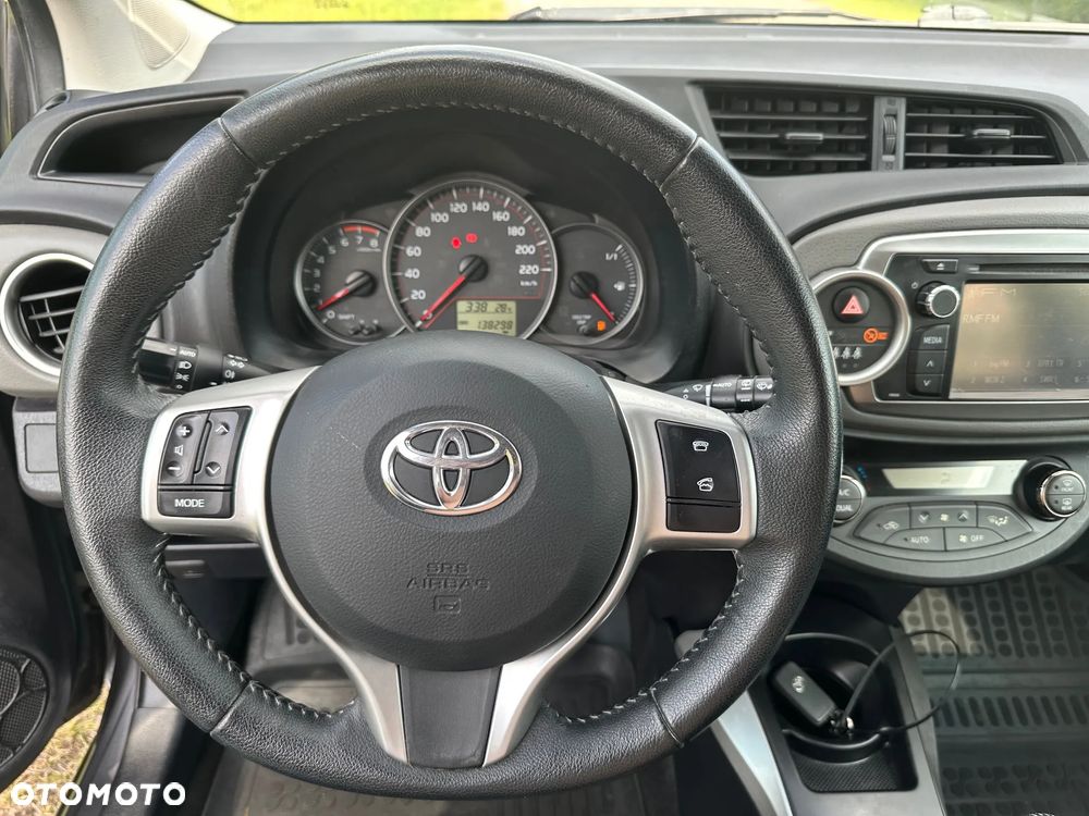 Toyota Yaris 1.33 VVT-i Edition 2014 - 18