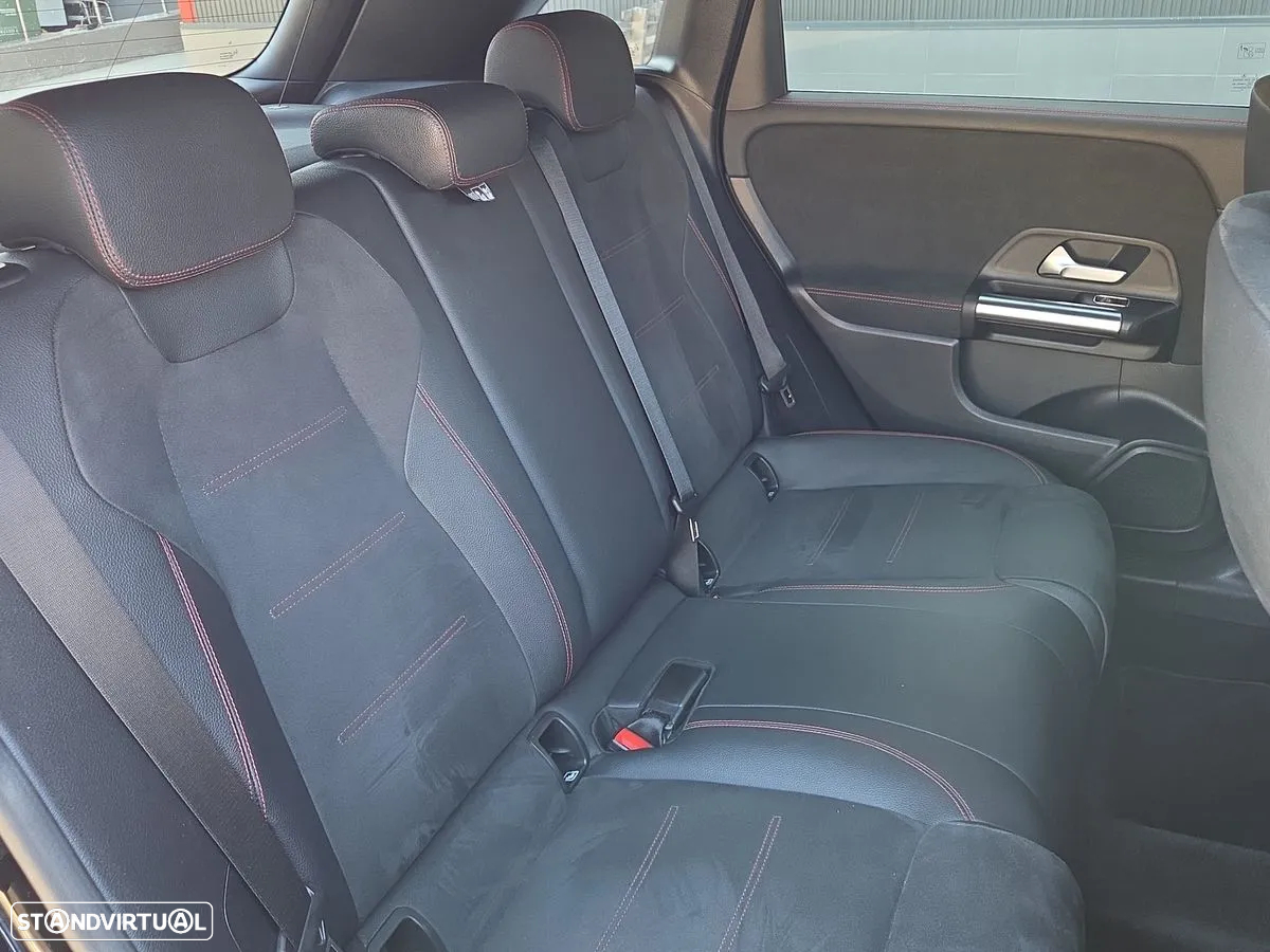 Mercedes-Benz B 250 e AMG Line - 25