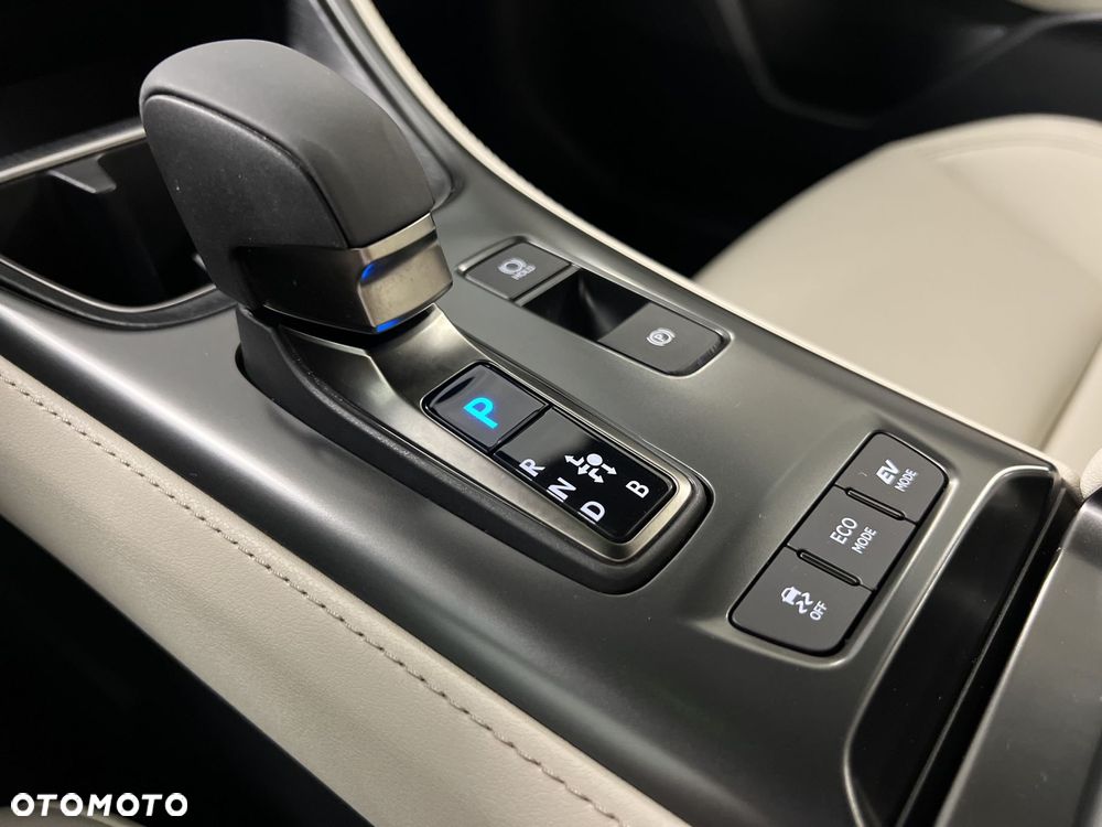 Lexus LBX 1.5 Hybrid Elegant - 26