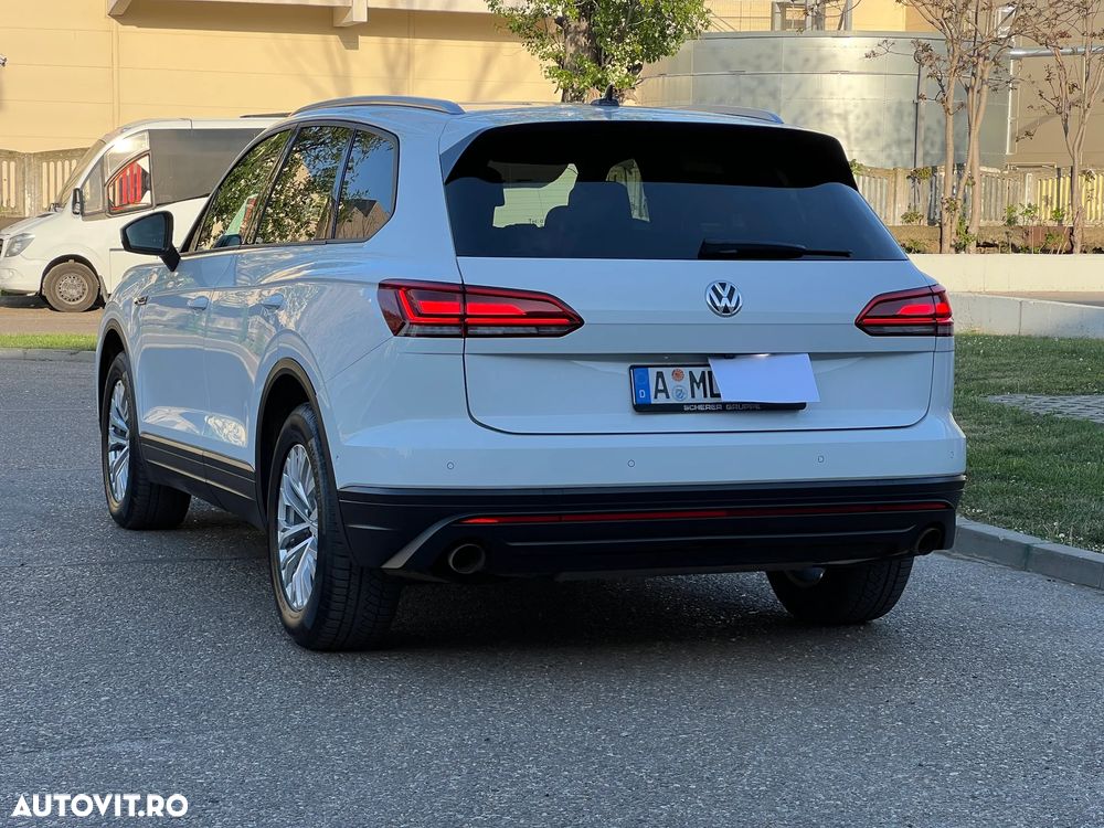 Volkswagen Touareg 3.0 V6 TDI 4Motion DPF Automatik - 4