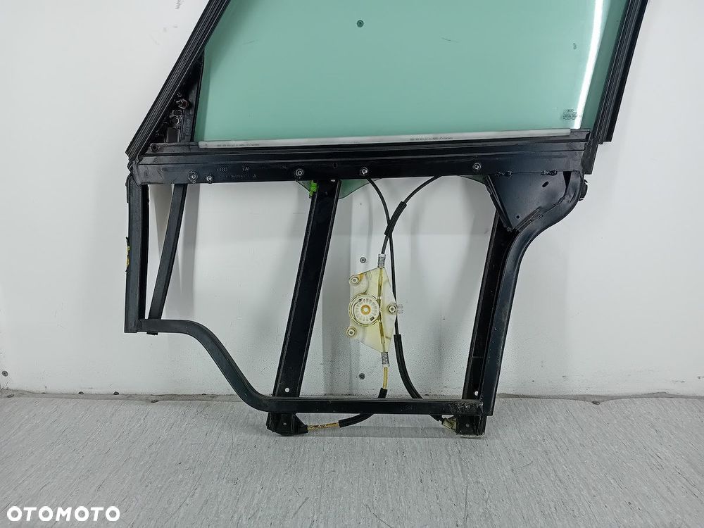 PODNOŚNIK SZYBY PRAWY PRZÓD Z STELAŻEM AUDI A2 8Z 8Z0837754A - 3