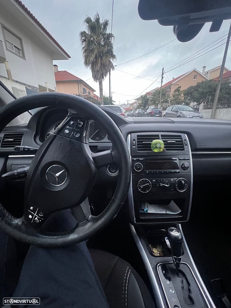 Mercedes-Benz B 200 CDI Autotronic - 19