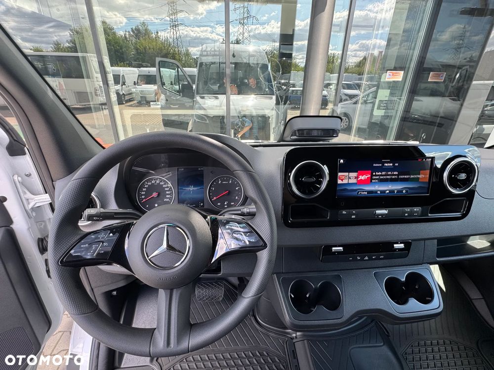 Mercedes-Benz Sprinter 317 CDI - 23