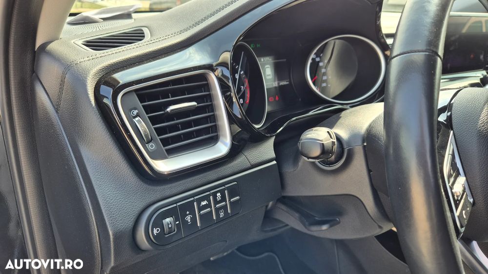 Kia Ceed 1.5 T-GDI DCT7 OPF Vision - 20