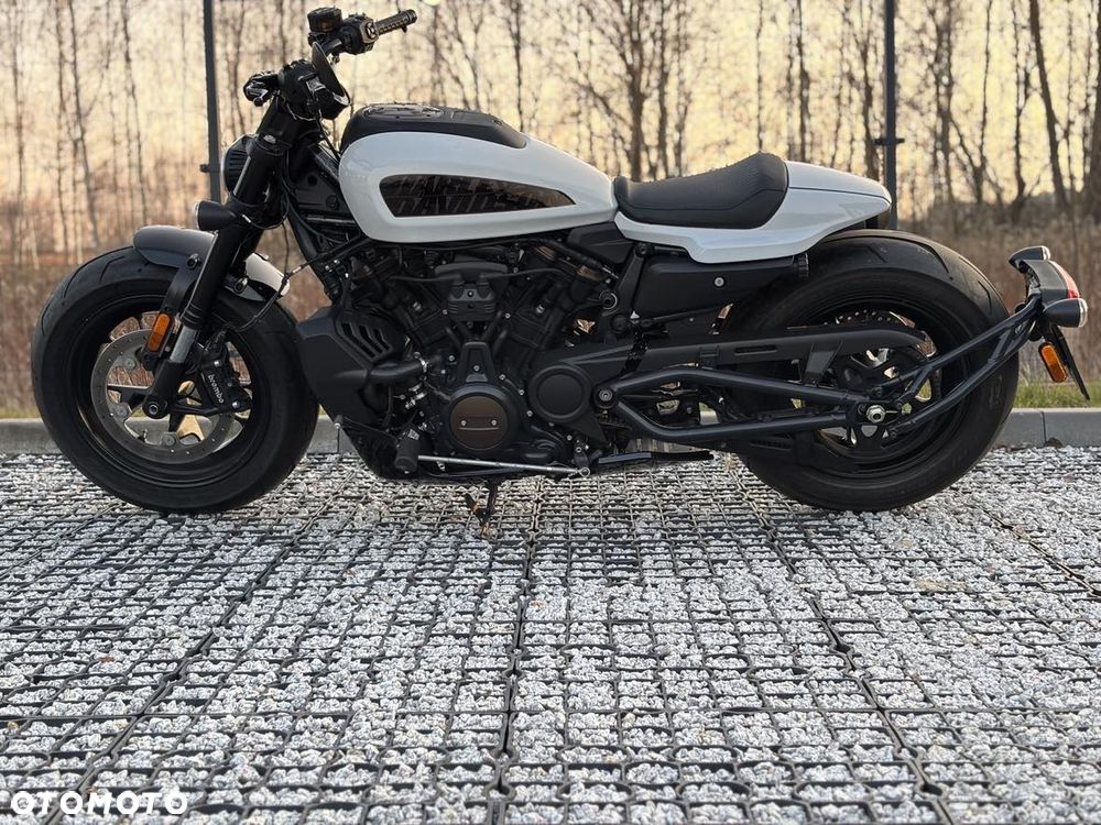 Harley-Davidson Sportster - 9