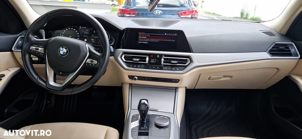 BMW Seria 3 320i xDrive AT - 17
