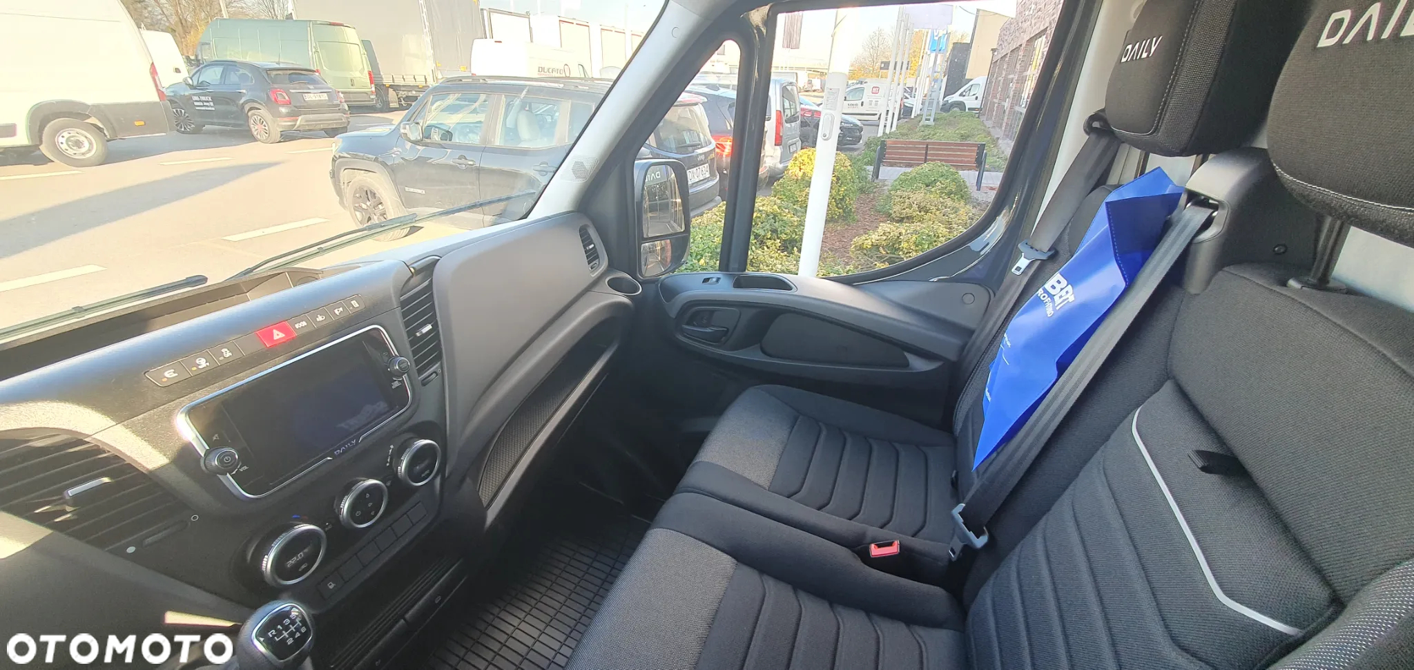 Iveco Daily 35S18V Furgon Izoterma 16m³ - 14