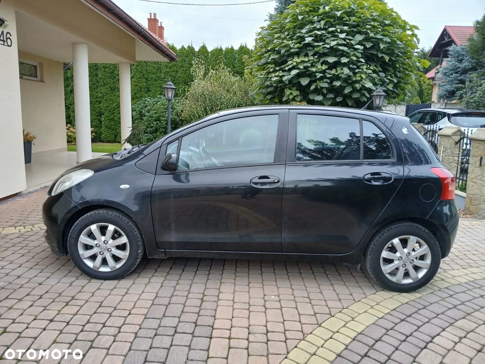 Toyota Yaris 1.3 VVT-i Luna - 5