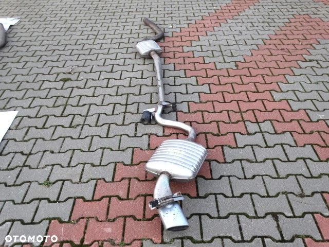 BMW 3 E90 E91 N47 316d 318d 320d Tłumik Wydech Katalizator Komplet Oryginał Środkowy Tylny  7793620  7793237 - 2