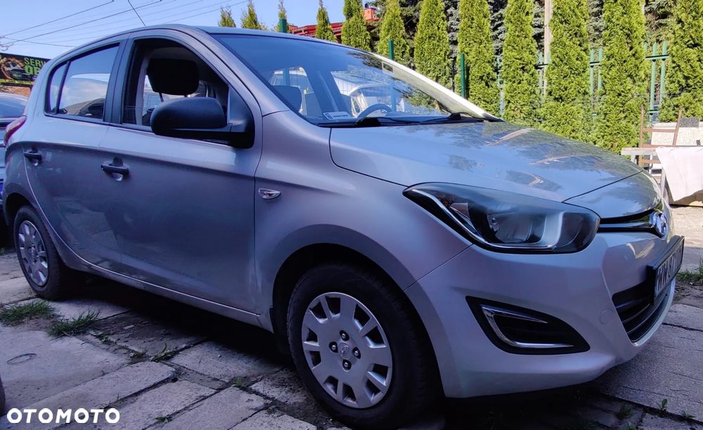 Hyundai i20 1.1 CRDi Style - 8