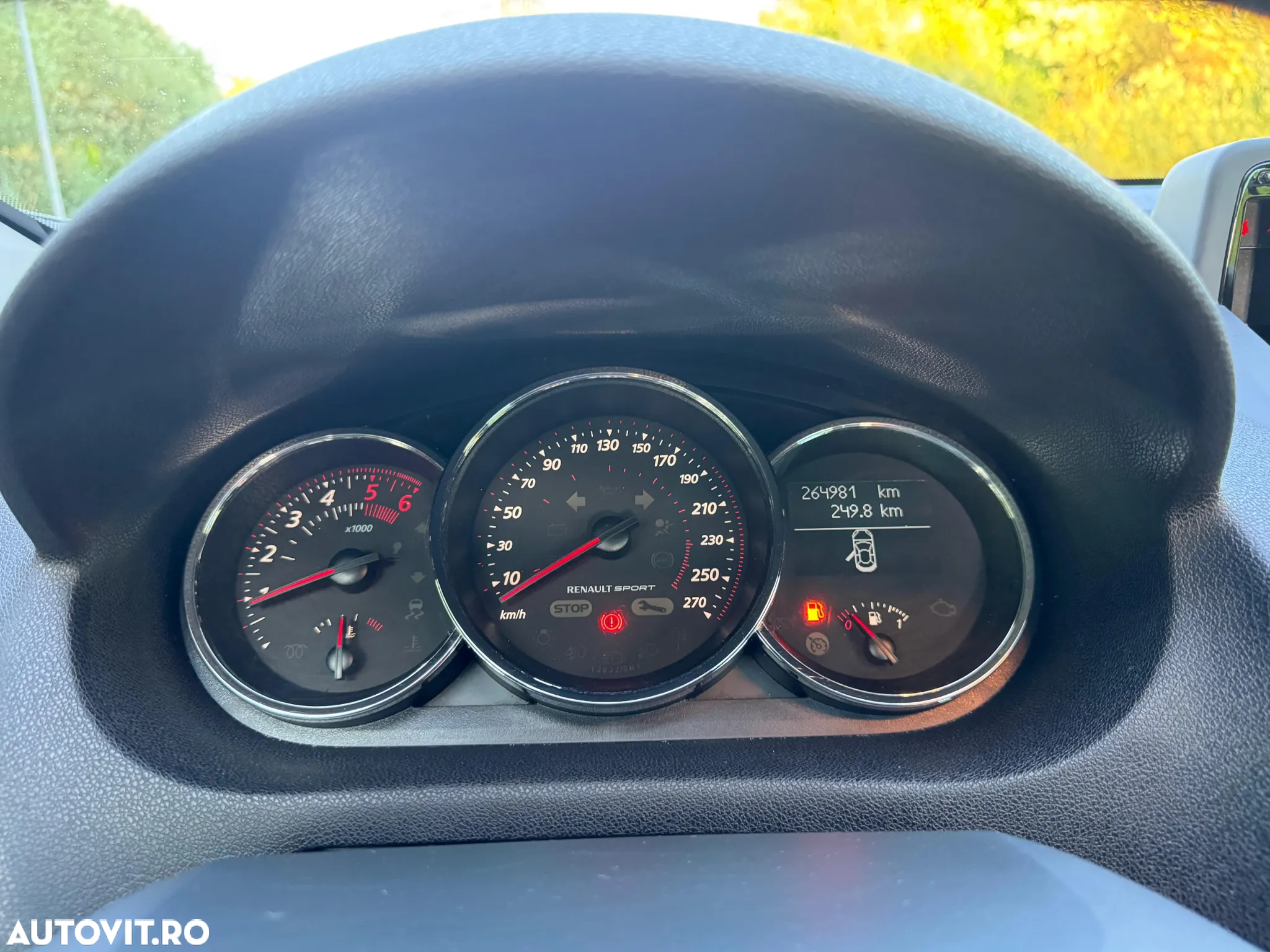 Renault Megane ENERGY dCi 110 GT LINE - 27