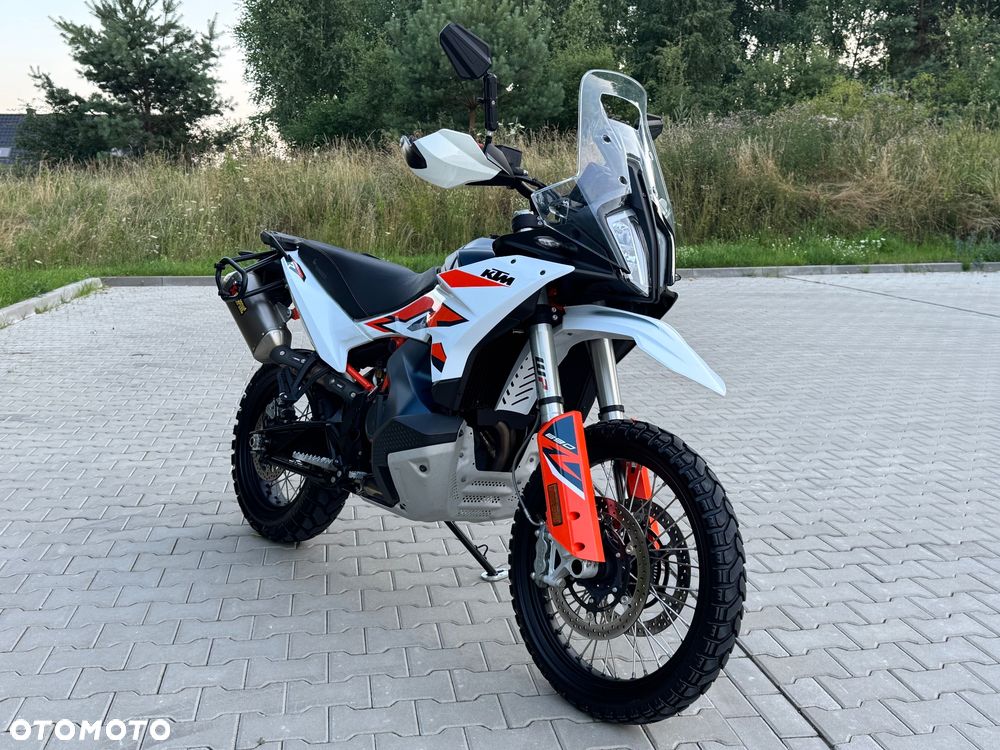 KTM Adventure 890 - 2
