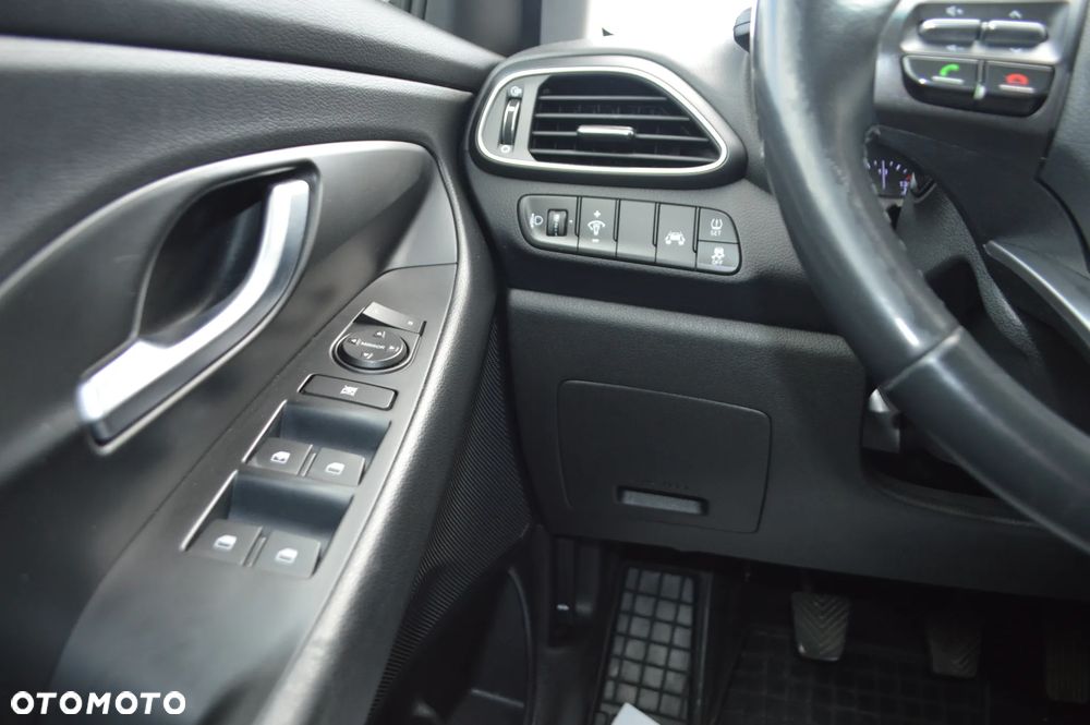 Hyundai i30 - 17