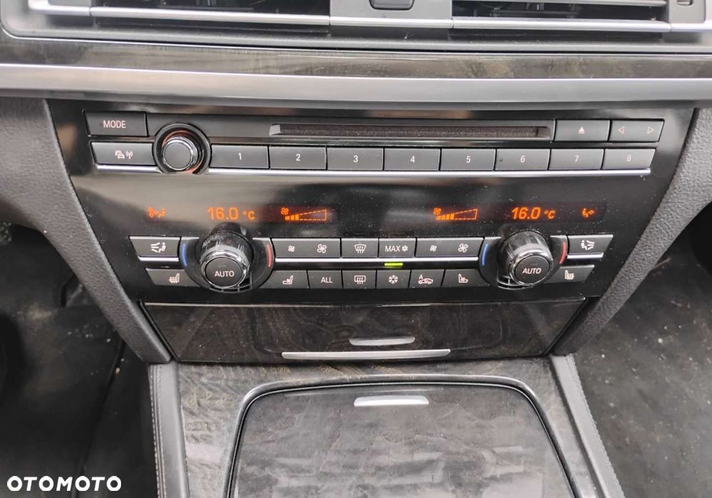 BMW Seria 7 - 21