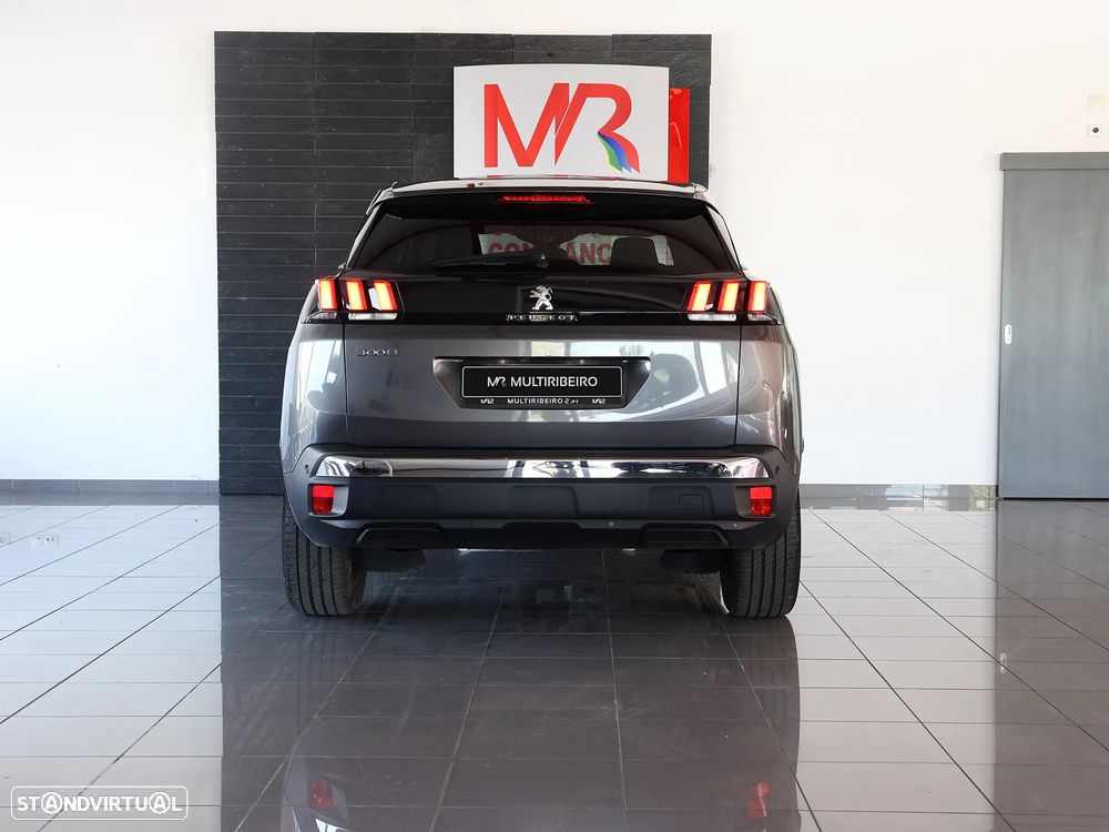 Peugeot 3008 1.2 PureTech Allure EAT8 - 8