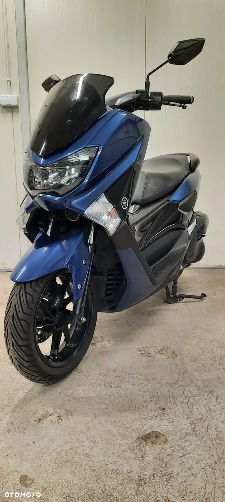 Yamaha NMAX - 4