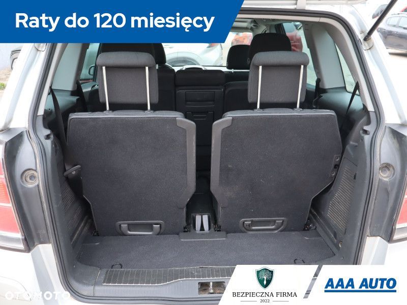 Opel Zafira - 16