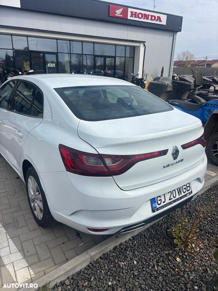 Renault Megane TCE 114 GPF Life - 5