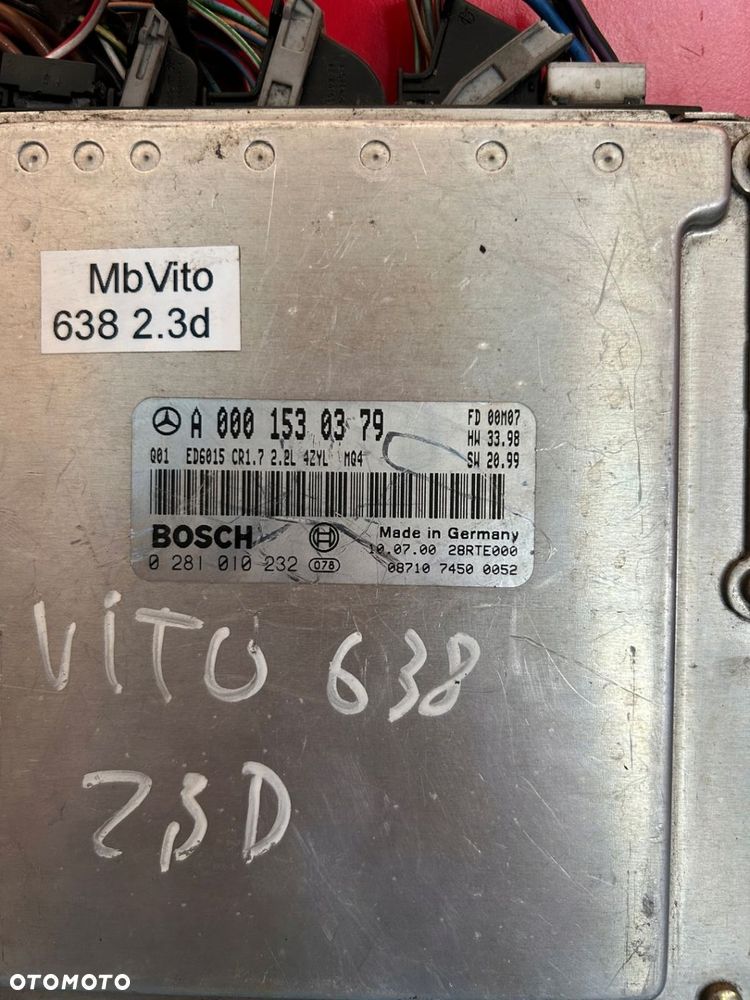 KOMPUTER STEROWNIK SILNIKA MB MERCEDES-BENZ VITO 638 2.3D A0001530379 - 2