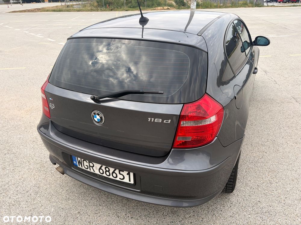 BMW Seria 1 - 8
