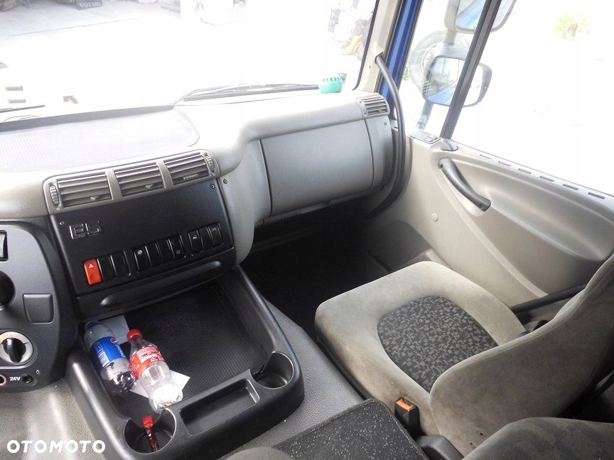 DESKA ROZDZIELCZA KONSOLA KOLUMNA PRZEKŁADKA ANGLIKA DAF 65 75 85 CF EURO 5 - 2