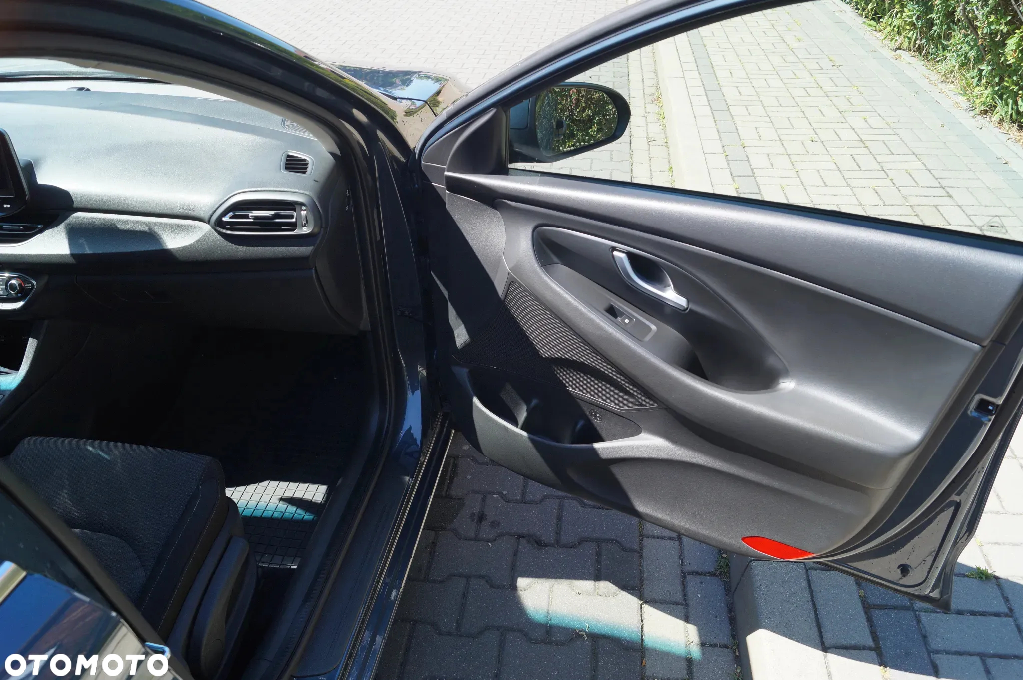 Hyundai i30 1.5 DPI Smart - 10