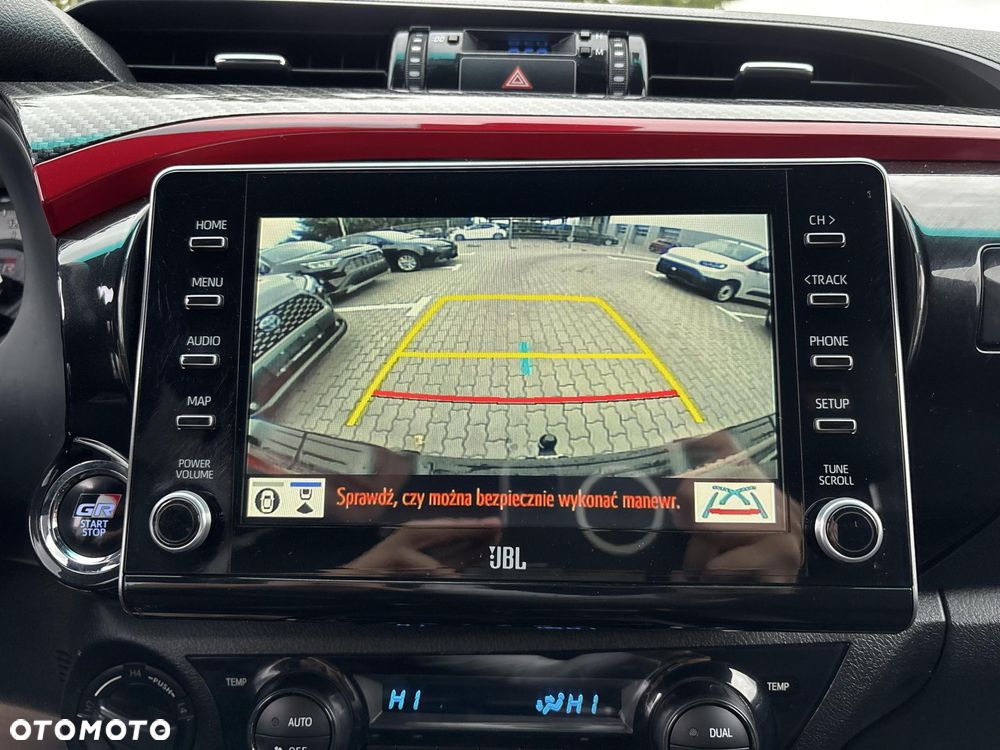 Toyota Hilux 2.8 D-4D Double Cab GR Sport 4x4 - 13