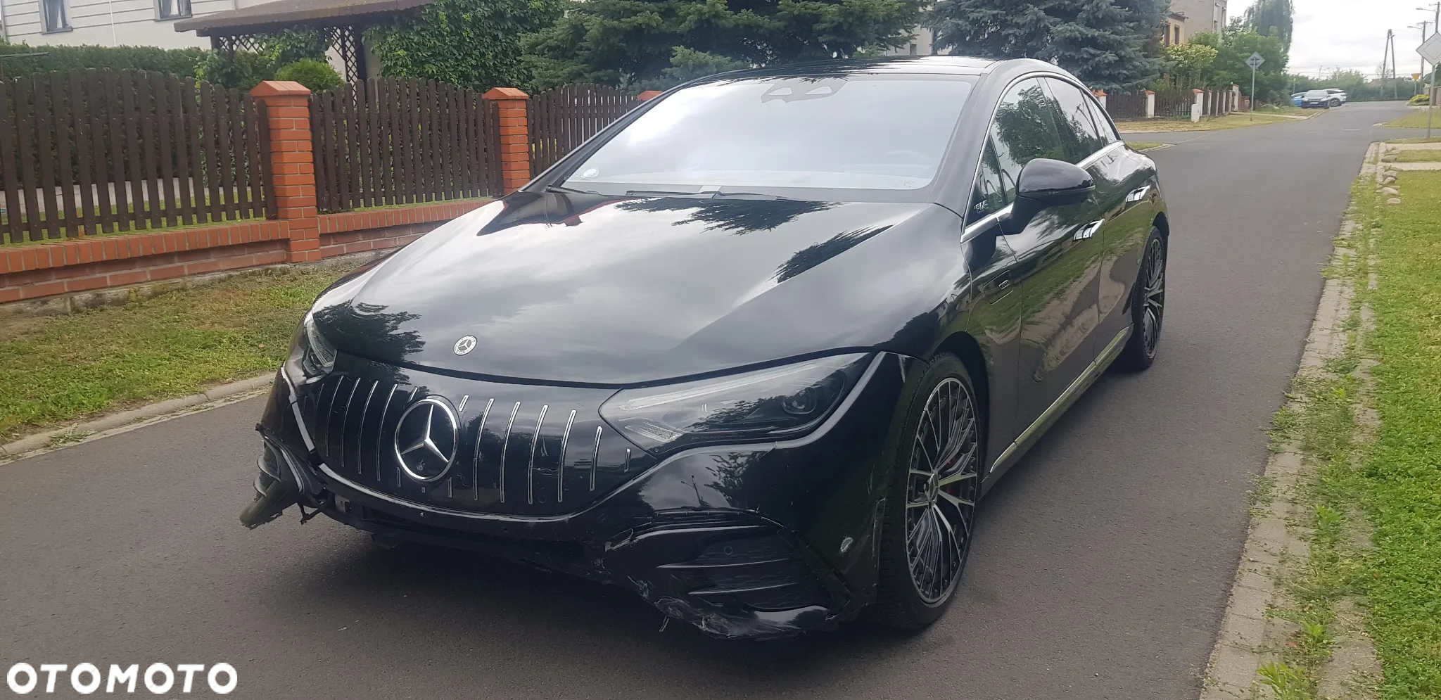 Mercedes-Benz EQE AMG 43 4Matic - 3