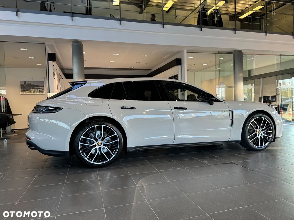 Porsche Panamera 4 E-Hybrid Platinum Edition - 1