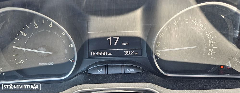 Peugeot 208 1.2 PureTech GT Line - 19
