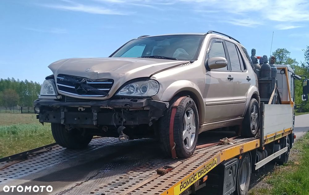 Mercedes-Benz ML - 1