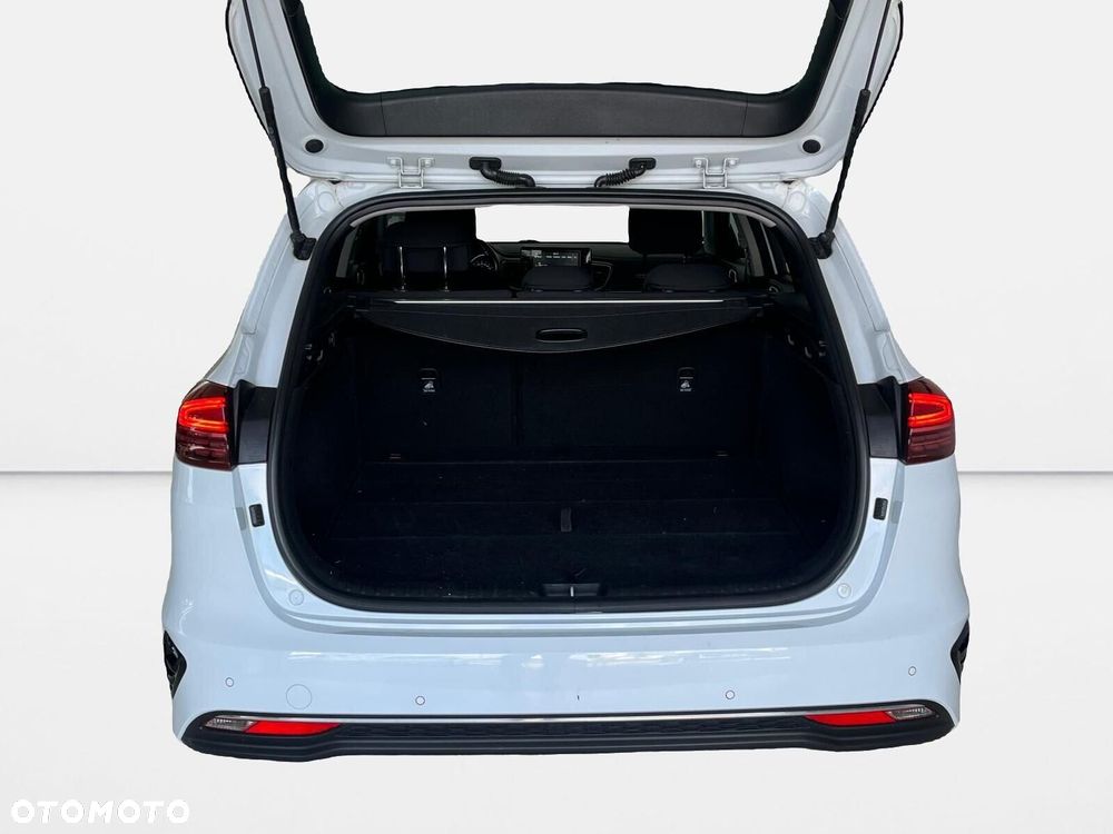 Kia Ceed - 7