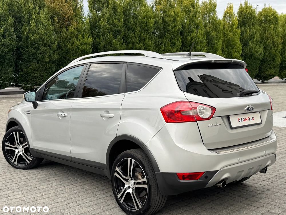 Ford Kuga 2.0 TDCi 4x4 Titanium - 24