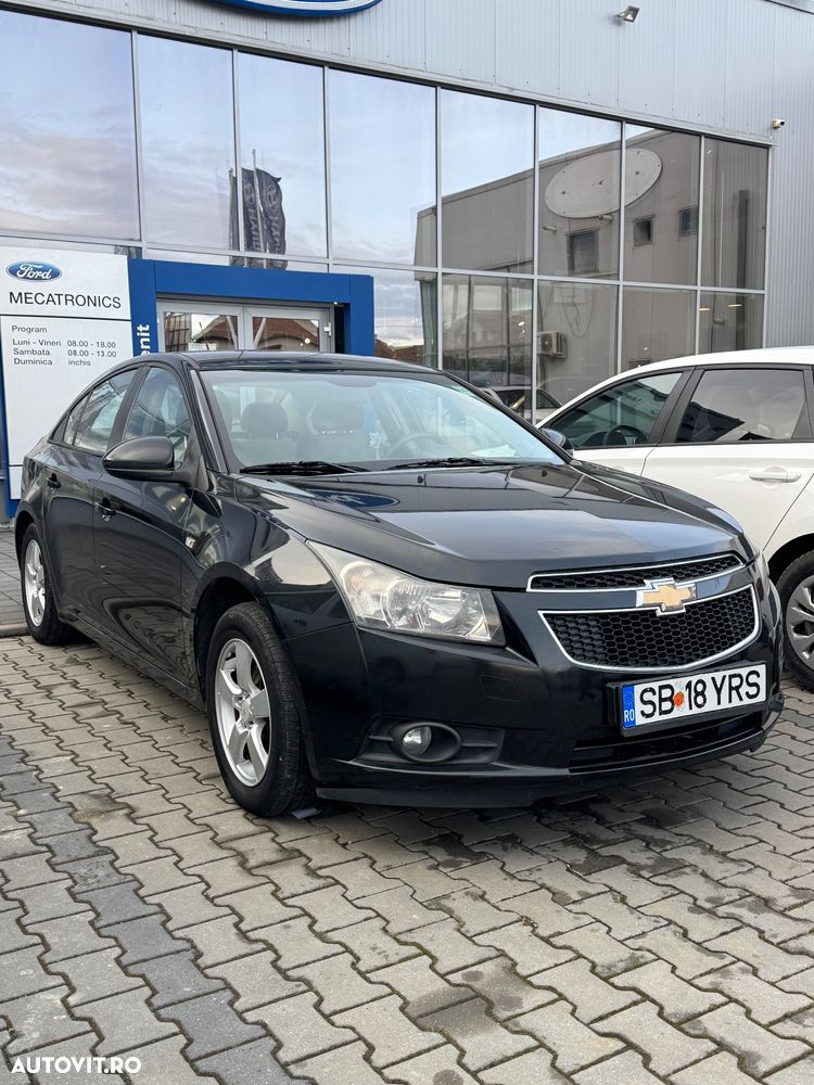 Chevrolet Cruze 1.8 DOHC LTZ+ - 1
