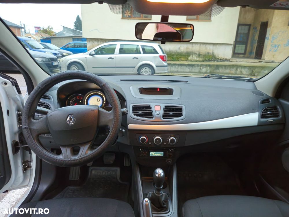 Renault Fluence 1.5 dCi Authentique - 7