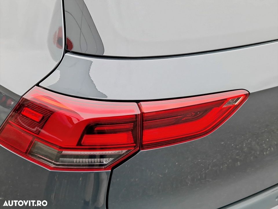 Volkswagen Golf 1.5 eTSI OPF DSG Life - 10