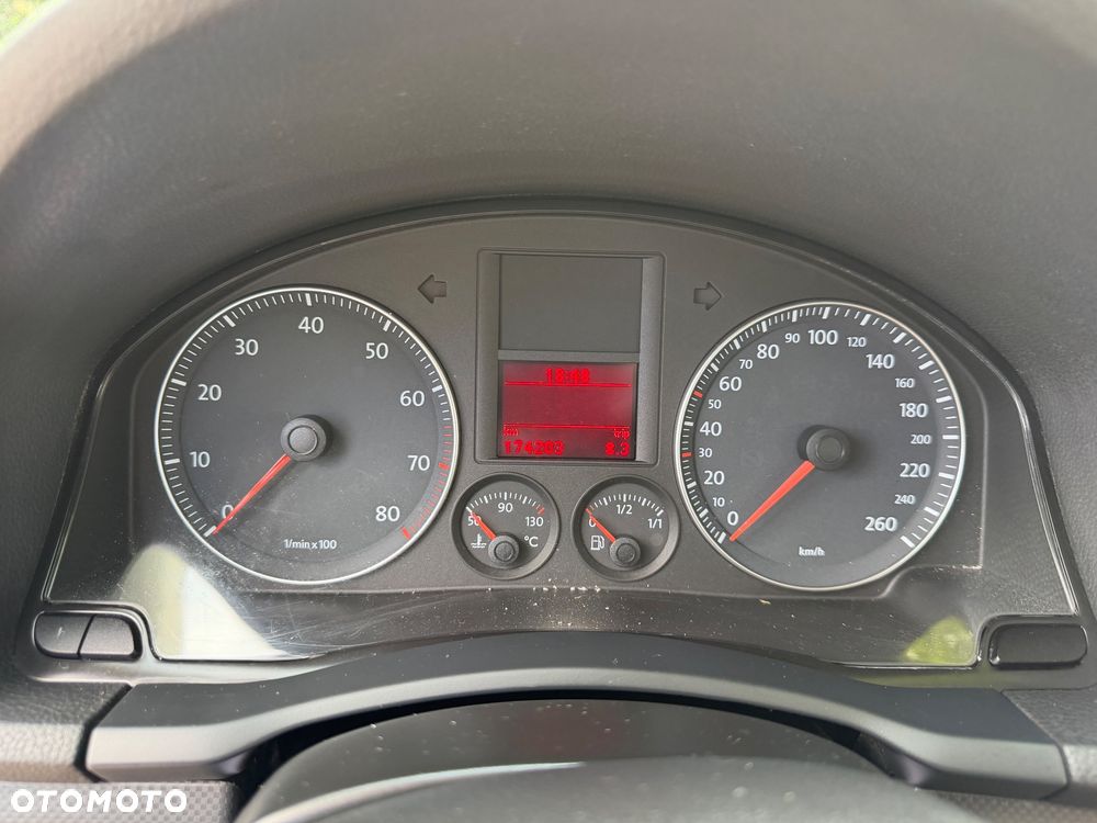 Volkswagen Golf 1.6 Edition - 16