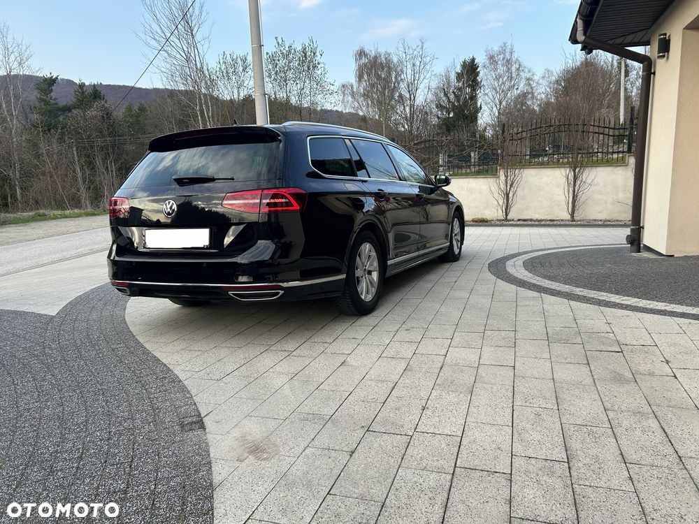 Volkswagen Passat 2.0 TDI (BlueMotion Technology) DSG Highline - 4