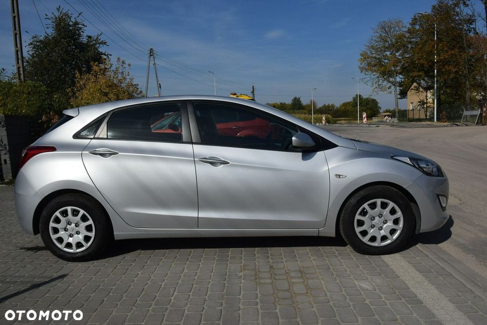 Hyundai i30 1.4 Classic + - 10