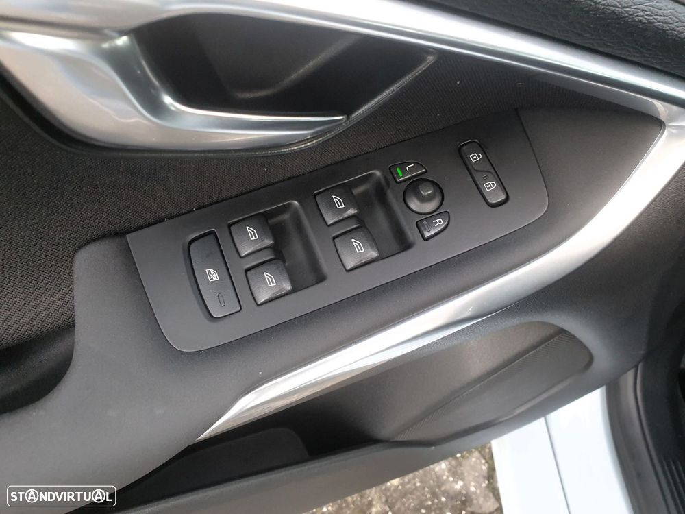 Volvo V40 1.6 D2 Eco Kinetic - 8