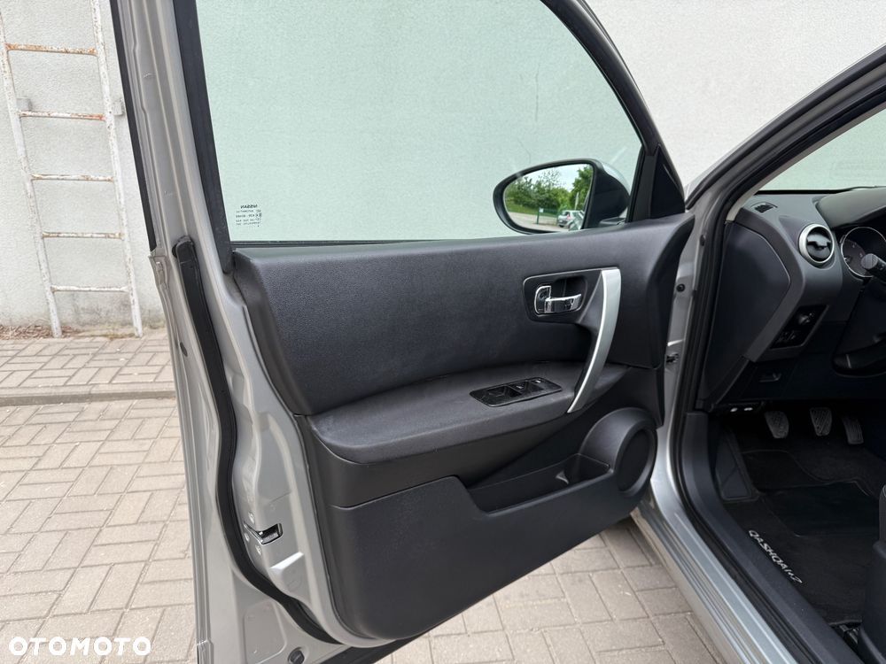 Nissan Qashqai+2 2.0 dCi DPF acenta - 29