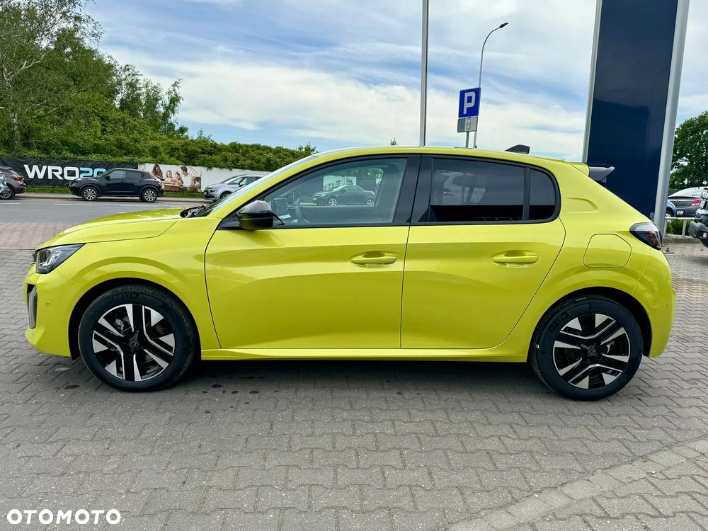 Peugeot 208 - 6