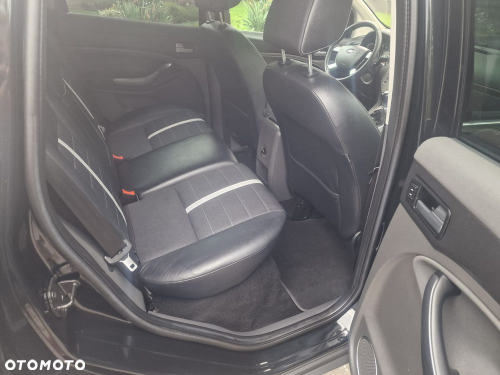 Ford Kuga 2.0 TDCi Titanium - 11
