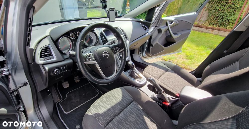 Opel Astra 1.4 T Enjoy - 2