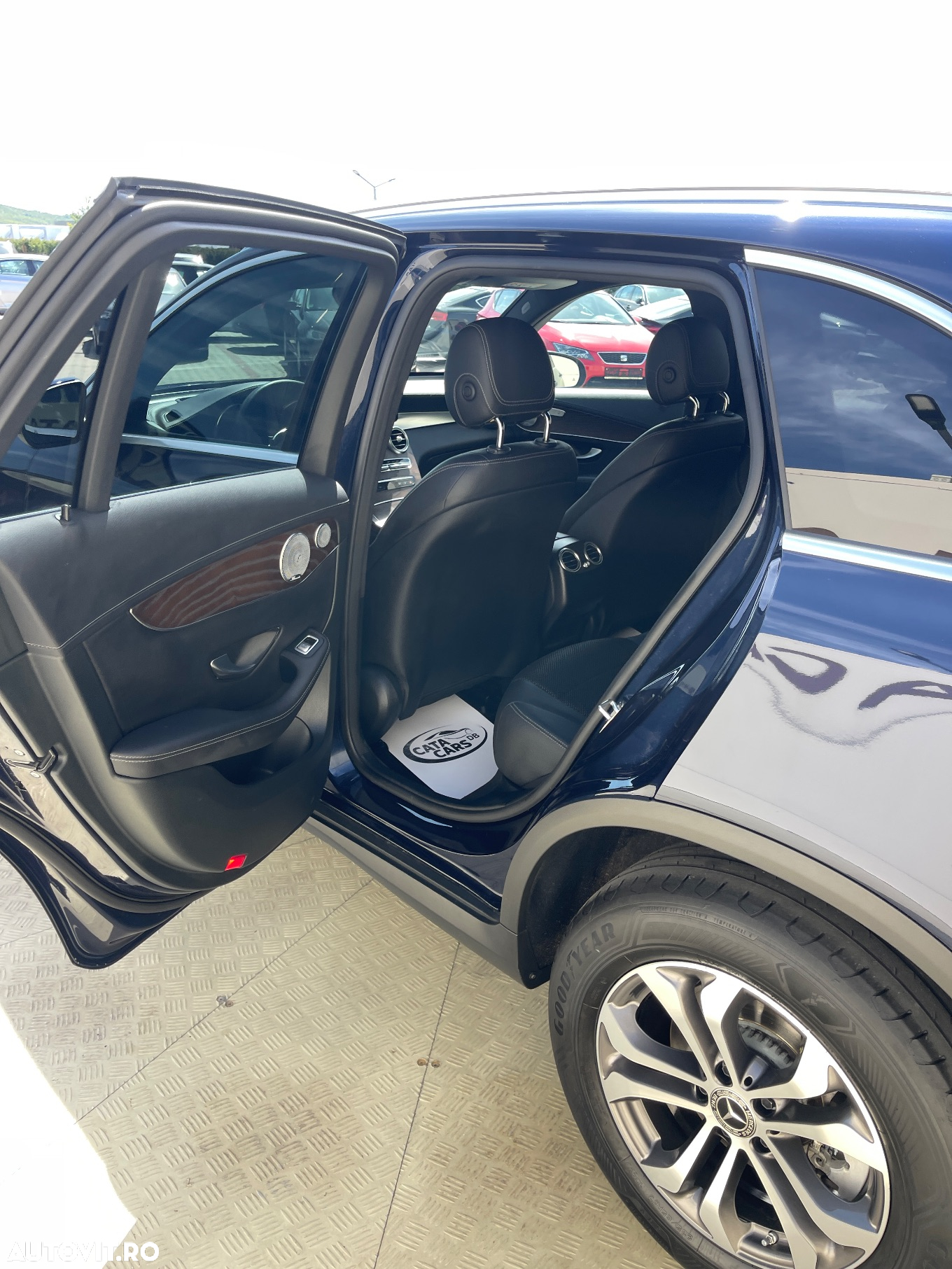 Mercedes-Benz GLC 200 d 4Matic 9G-TRONIC - 27